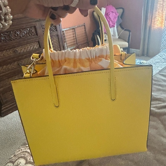 Kate spade ♠️ handbag or Crossbody - Picture 4 of 4